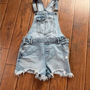 Anthropologie x Hidden Jeans Frayed Denim Short Overalls In Light Wash - L
